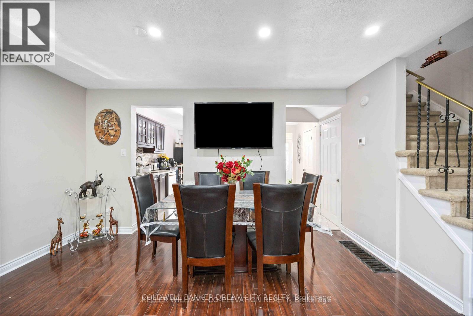 Upper - 3073 Ireson Court, Mississauga (Malton), Ontario  L4T 1N7 - Photo 10 - W13674862