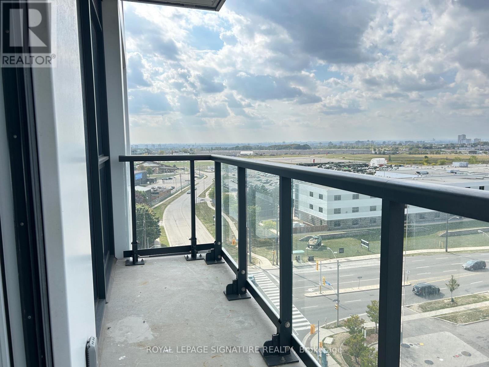 1130 - 1100 Sheppard Avenue W, Toronto (York University Heights), Ontario  M3K 0E4 - Photo 13 - W13674868