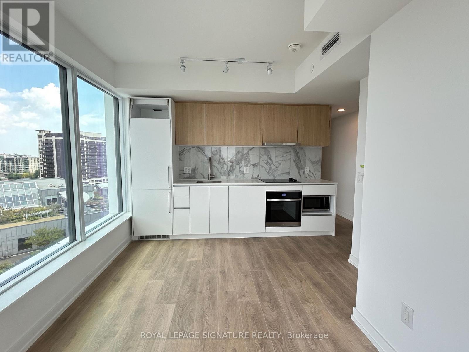 1130 - 1100 Sheppard Avenue W, Toronto (York University Heights), Ontario  M3K 0E4 - Photo 3 - W13674868