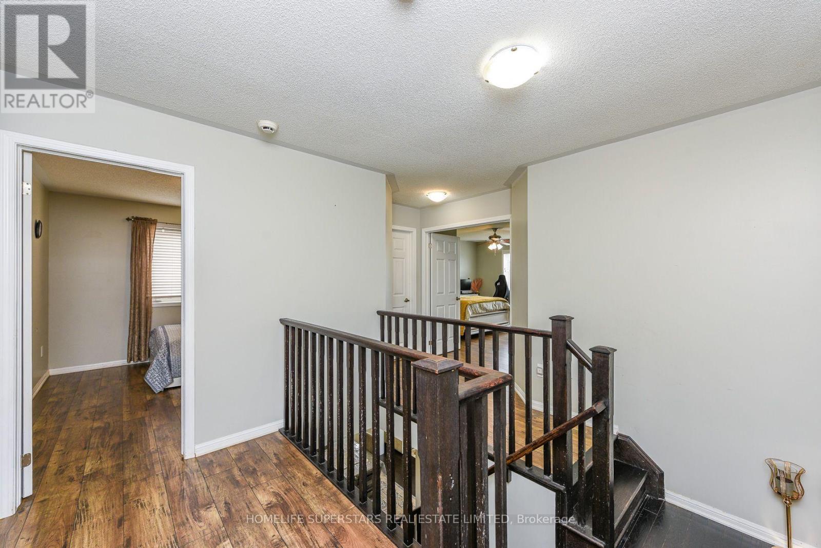 8 Miracle Trail N, Brampton, Ontario  L7A 0Y3 - Photo 37 - W13674872