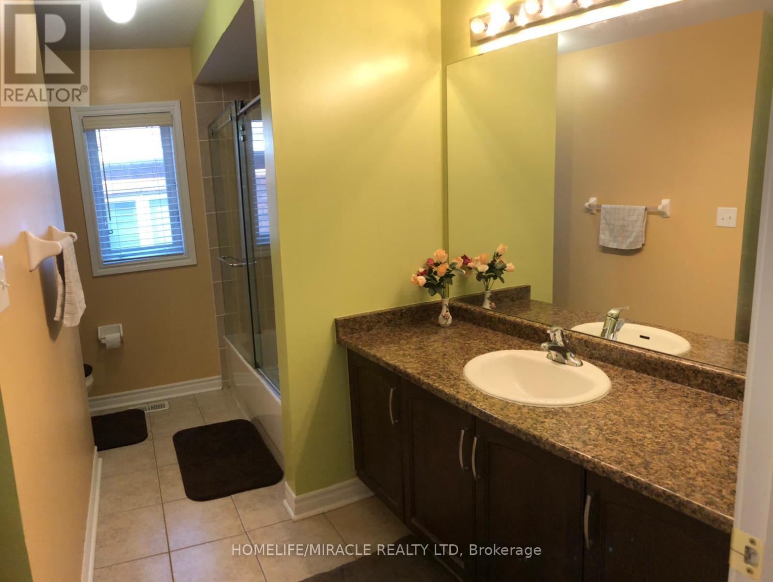 88 Summitgreen Crescent, Brampton, Ontario  L6R 0T5 - Photo 10 - W13674896