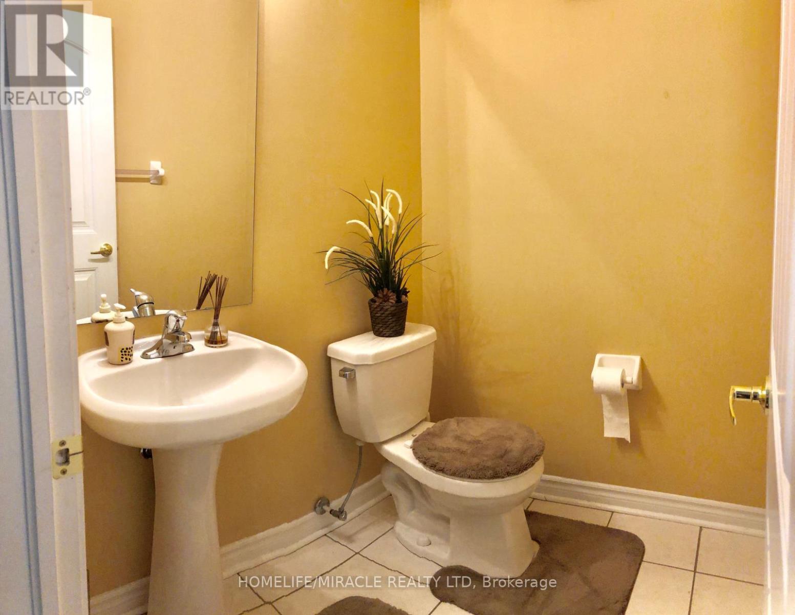 88 Summitgreen Crescent, Brampton, Ontario  L6R 0T5 - Photo 7 - W13674896