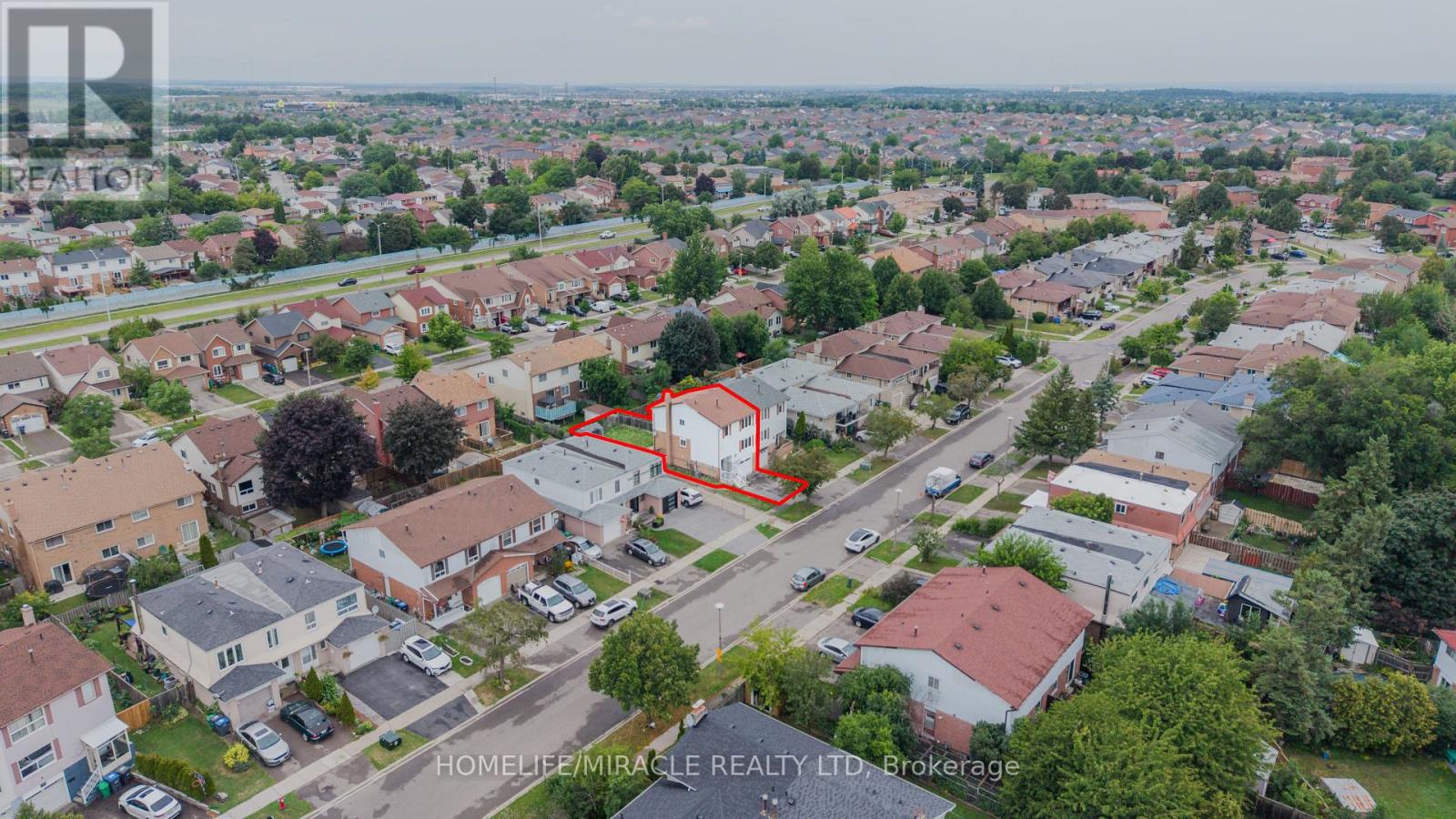 115 Bruce Beer Drive, Brampton, Ontario  L6V 2Z7 - Photo 2 - W13674938