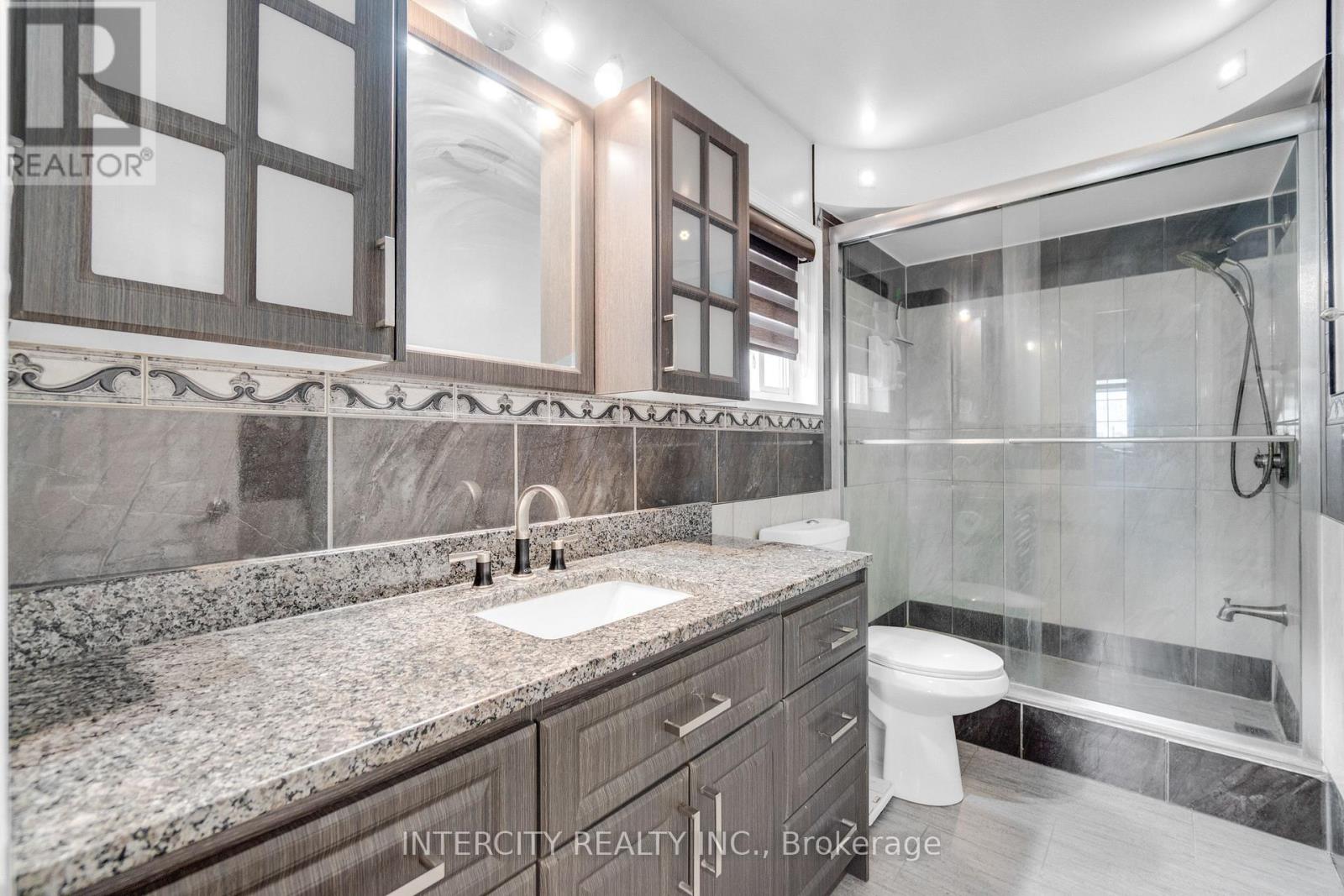 48 Avalanche Crescent, Brampton, Ontario  L6P 1M5 - Photo 37 - W13674964