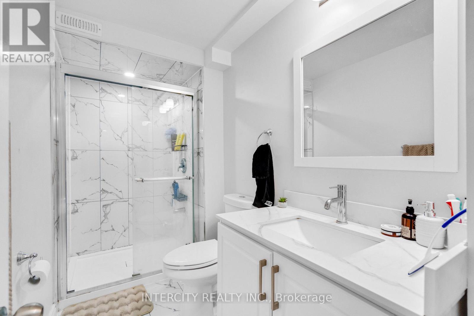 48 Avalanche Crescent, Brampton, Ontario  L6P 1M5 - Photo 44 - W13674964