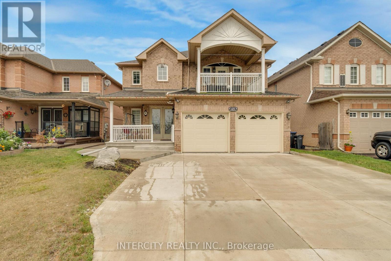 48 Avalanche Crescent, Brampton, Ontario  L6P 1M5 - Photo 5 - W13674964