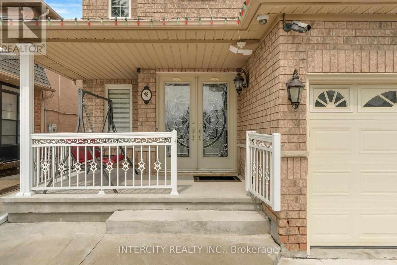 48 Avalanche Crescent, Brampton, Ontario  L6P 1M5 - Photo 6 - W13674964