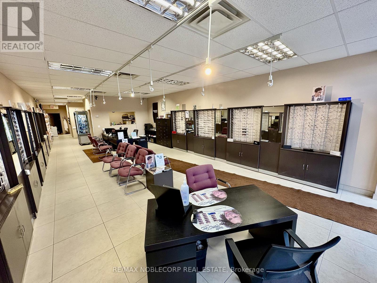 4105 Steeles Avenue W, Toronto (Black Creek), Ontario  M3N 1V7 - Photo 3 - W13674980