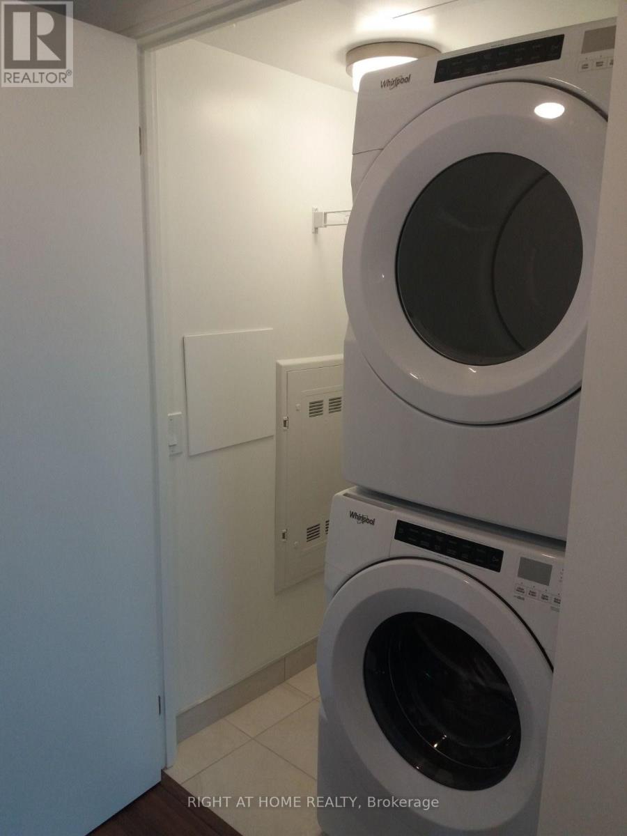 1803 - 30 Samuel Wood Way, Toronto (Islington-City Centre West), Ontario  M9B 0C9 - Photo 13 - W13674986