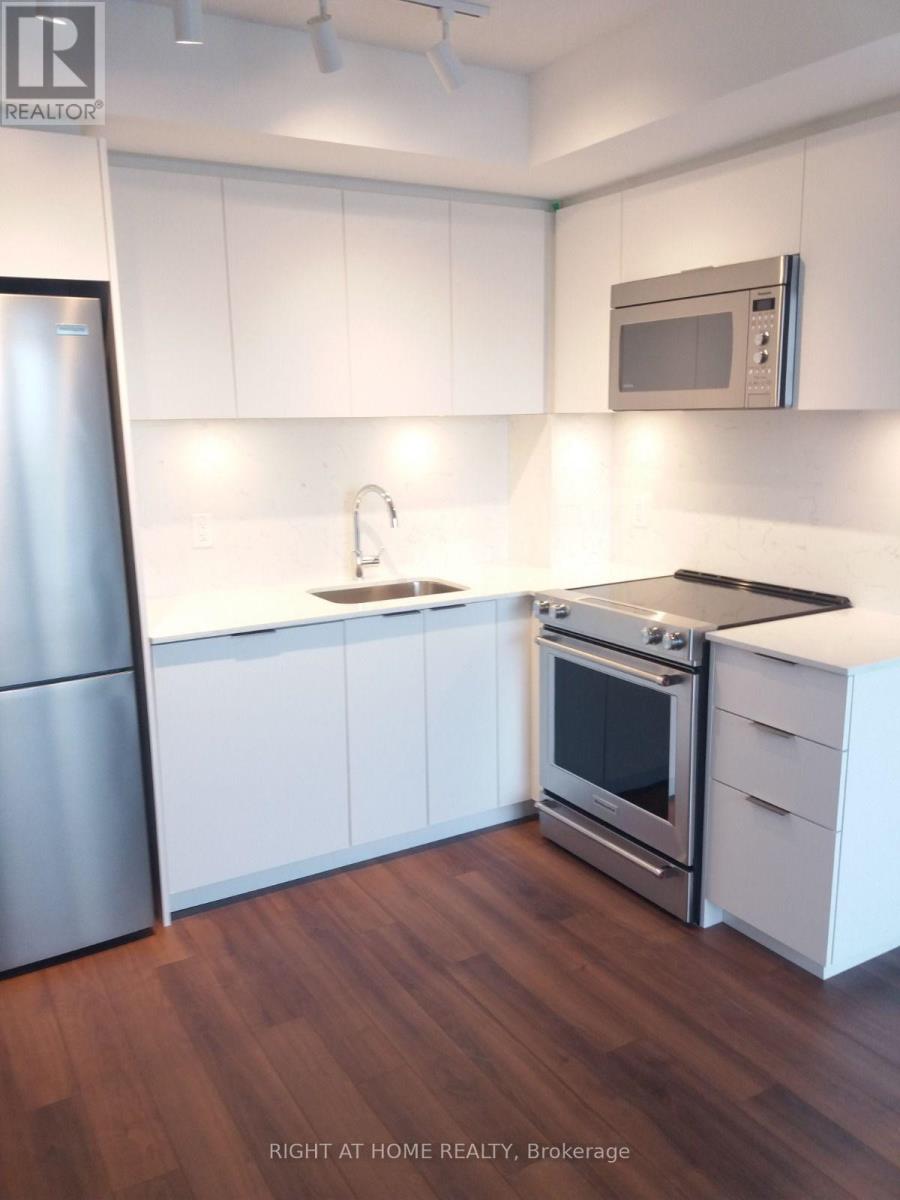 1803 - 30 Samuel Wood Way, Toronto (Islington-City Centre West), Ontario  M9B 0C9 - Photo 3 - W13674986