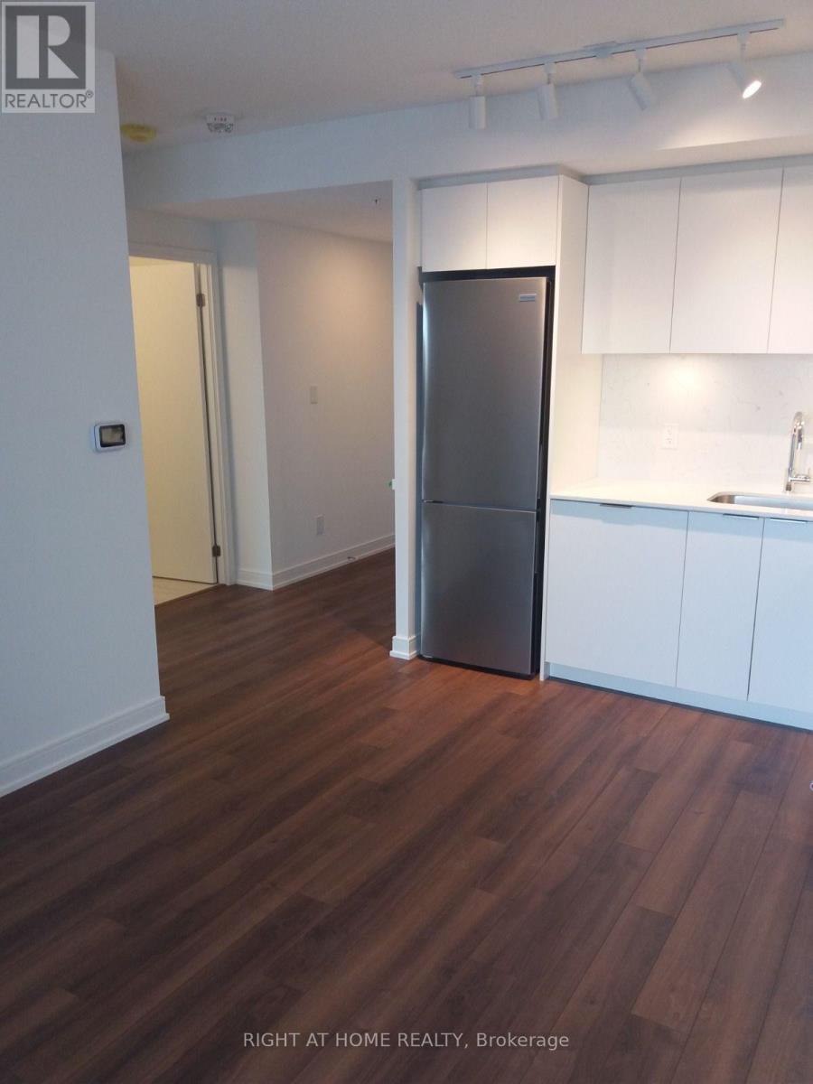 1803 - 30 Samuel Wood Way, Toronto (Islington-City Centre West), Ontario  M9B 0C9 - Photo 5 - W13674986