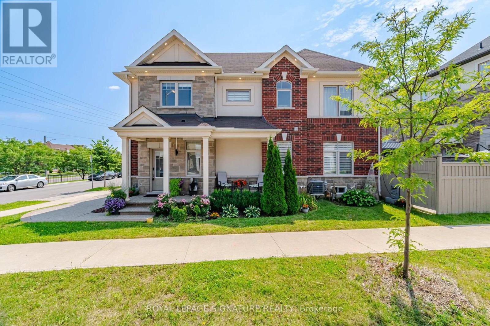 3839 Tufgar Crescent, Burlington (Alton), Ontario  L7M 1P8 - Photo 3 - W13675000