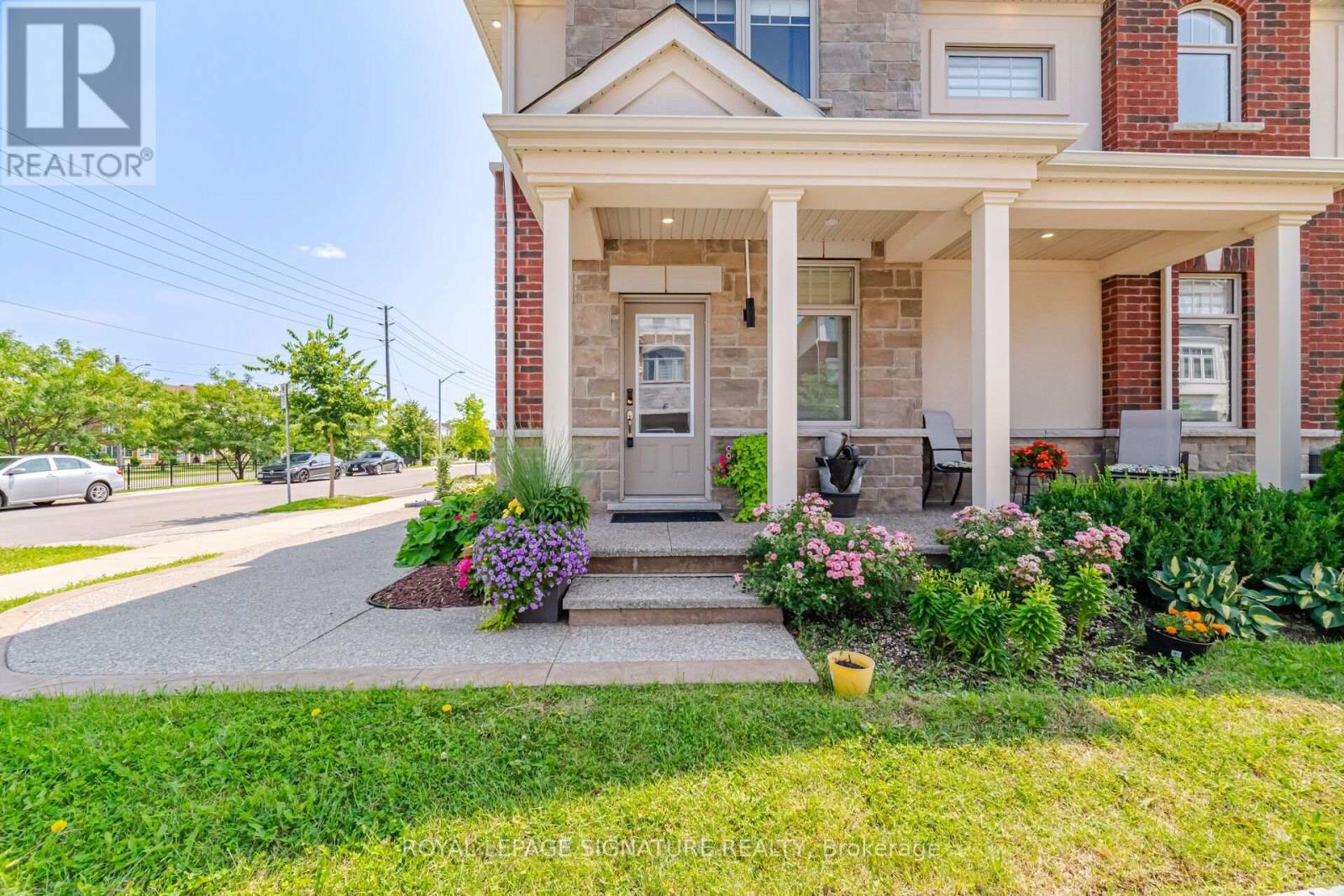 3839 Tufgar Crescent, Burlington (Alton), Ontario  L7M 1P8 - Photo 4 - W13675000