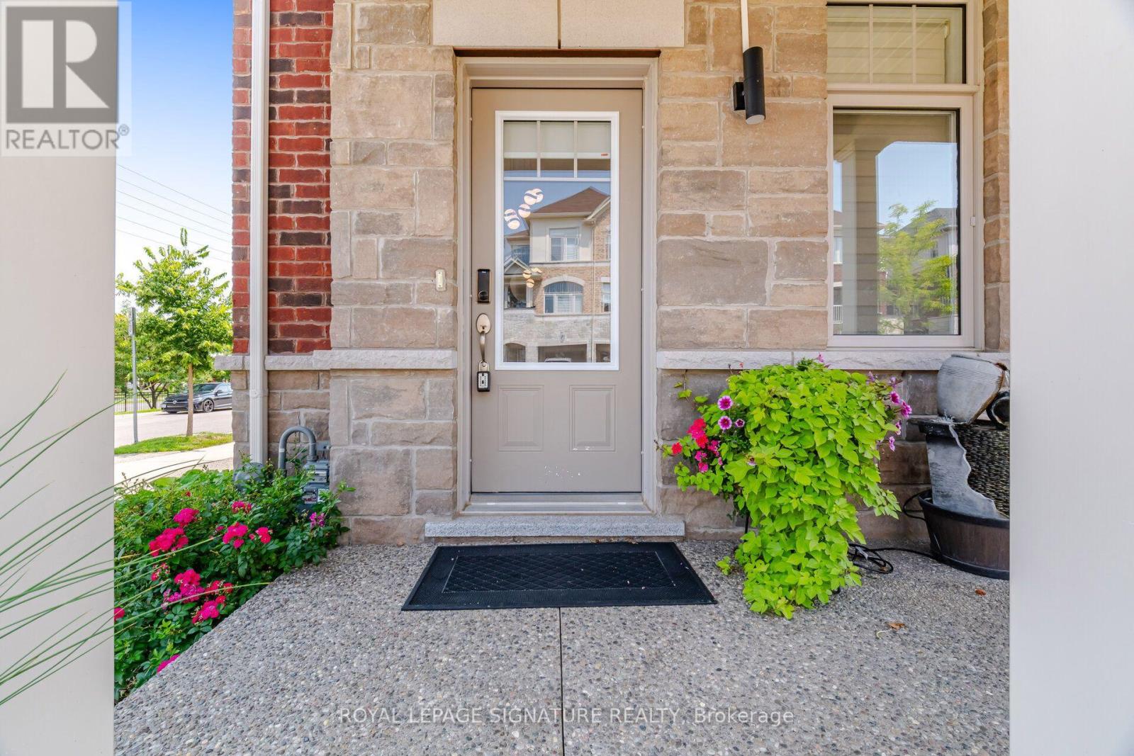 3839 Tufgar Crescent, Burlington (Alton), Ontario  L7M 1P8 - Photo 6 - W13675000