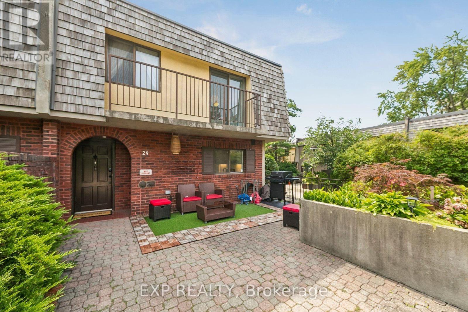 29 - 1250 MISSISSAUGA VALLEY BOULEVARD, Mississauga, Ontario