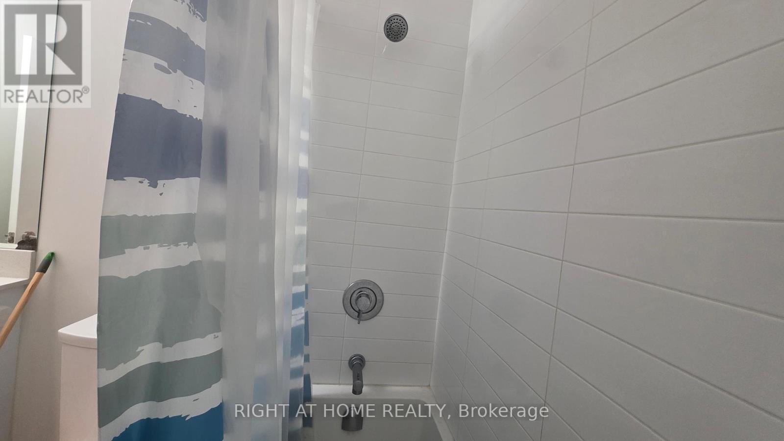 412 - 55 Duke Street W, Kitchener, Ontario  N2H 0B7 - Photo 7 - X13674884
