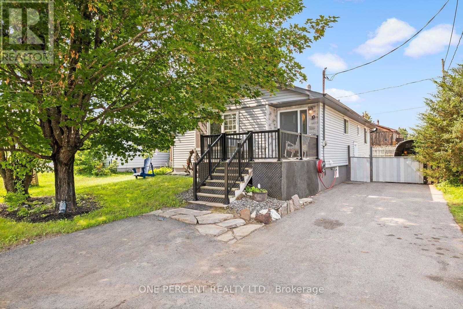 10 MAGNOLIA STREET, highlands east (bicroft ward), Ontario