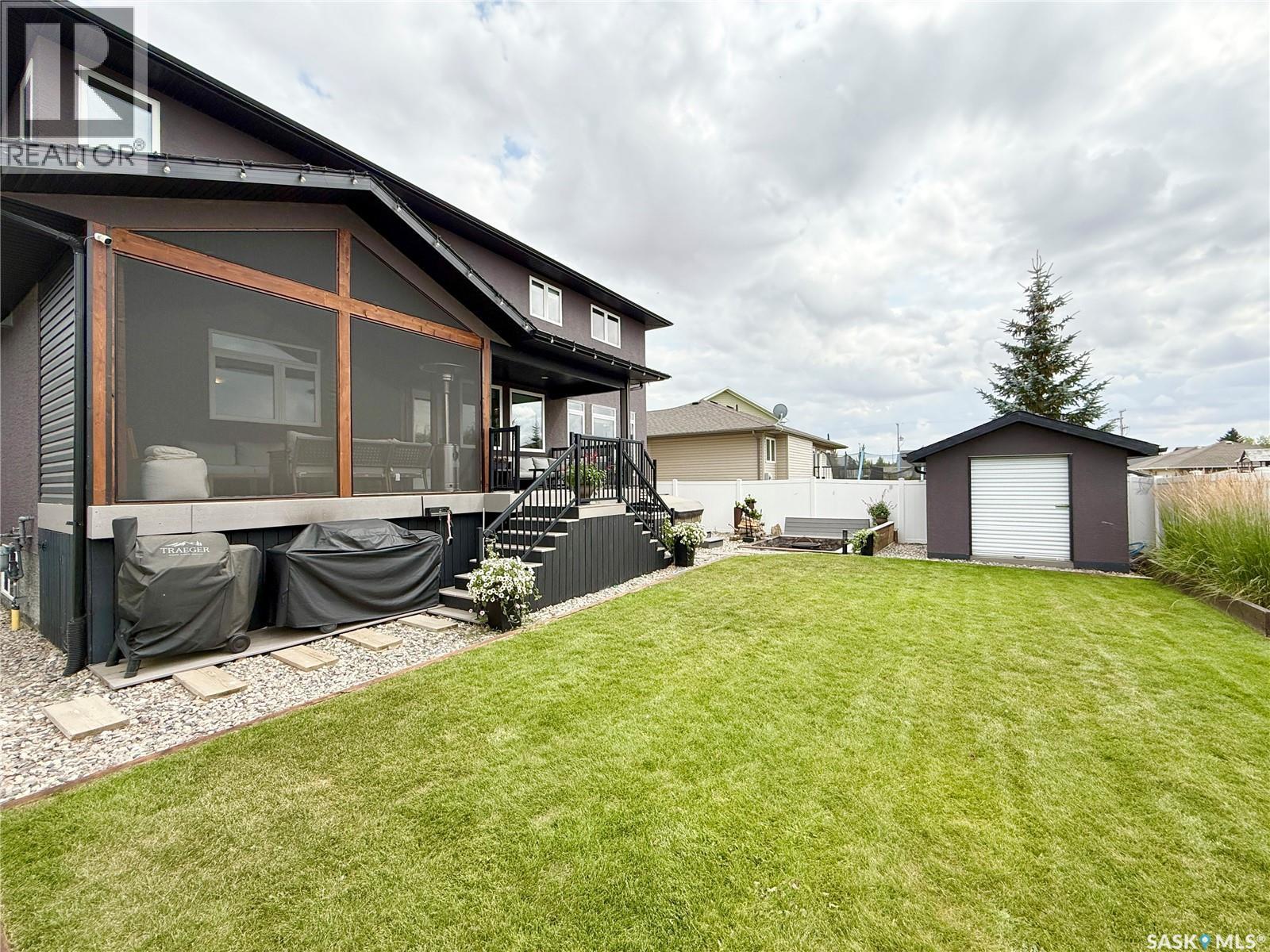505 Brown Crescent, Weyburn, Saskatchewan  S4H 0M9 - Photo 42 - SK045602
