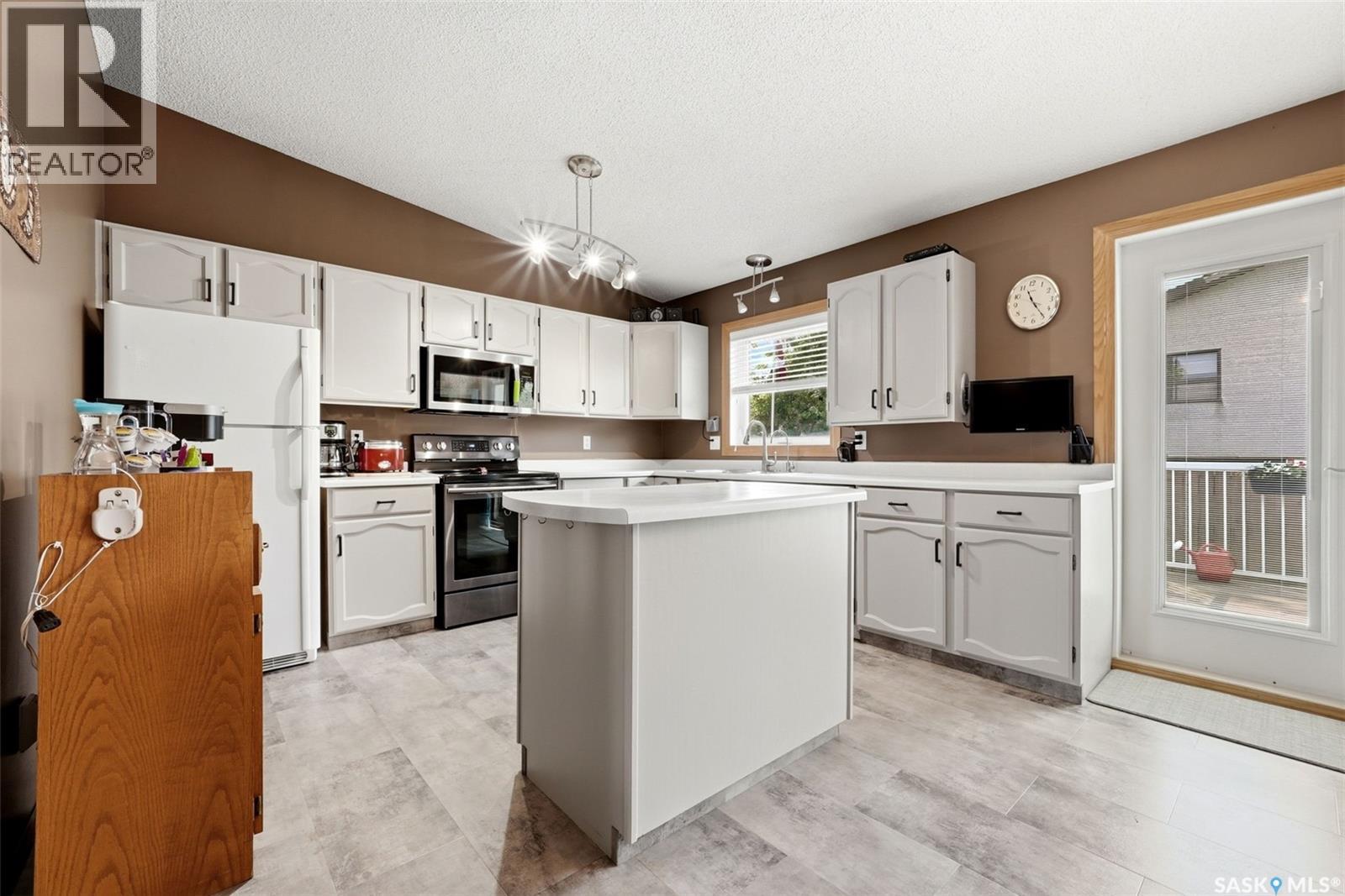 5831 Keffner Bay, Regina, Saskatchewan  S4X 4B8 - Photo 7 - SK045549