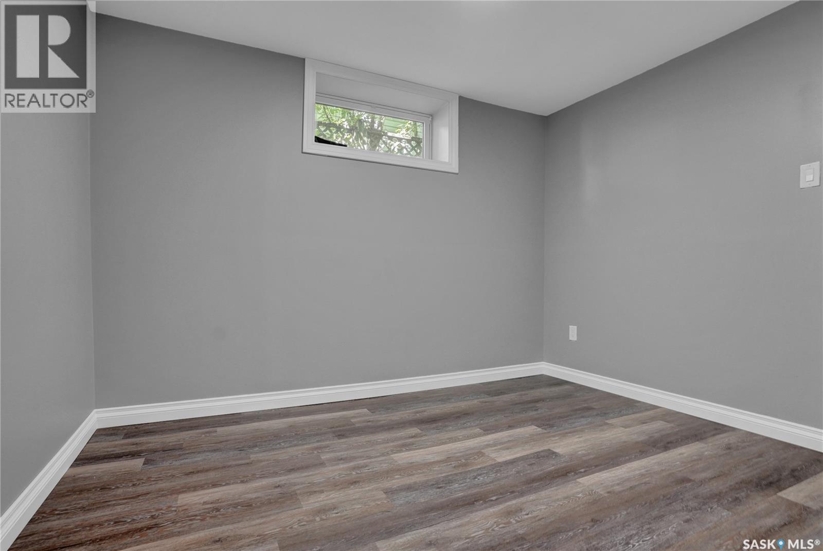1119 Elgin Avenue, Moose Jaw, Saskatchewan  S6H 4G9 - Photo 26 - SK045352