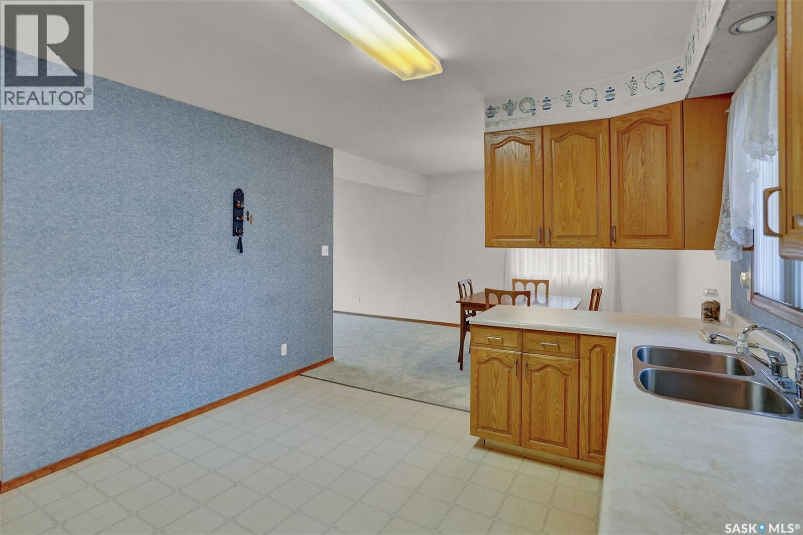 430 Froom Crescent, Regina, Saskatchewan  S4N 1T6 - Photo 11 - SK045071