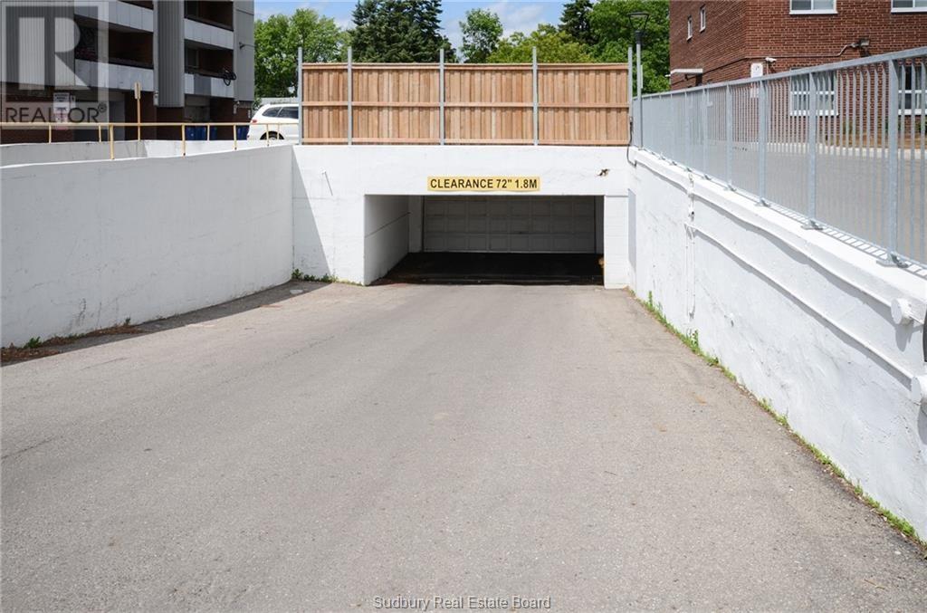 851 Queenston Road Unit# 601, Hamilton, Ontario  L8G 1B4 - Photo 17 - 2129816