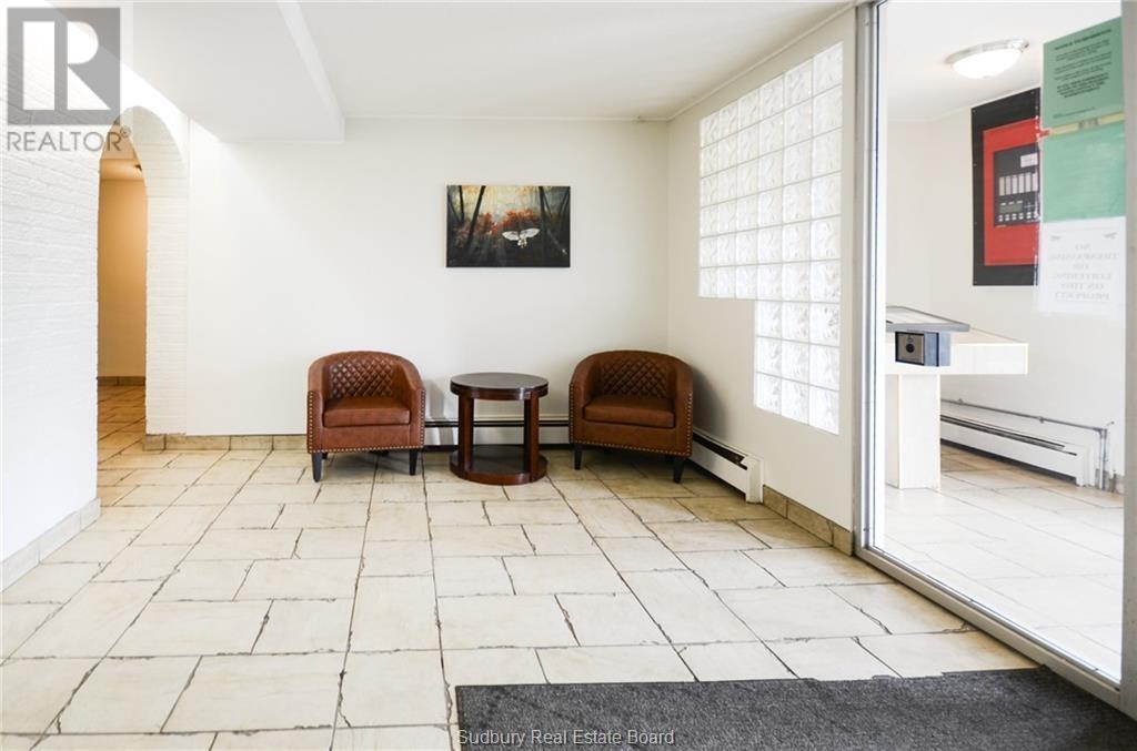 851 Queenston Road Unit# 601, Hamilton, Ontario  L8G 1B4 - Photo 18 - 2129816