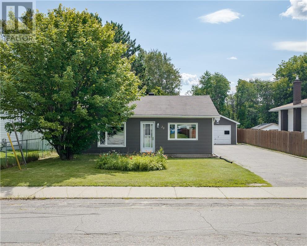 25 Oscar Street, Hanmer, Ontario P3P 1X6 - Photo 23 - 2129797