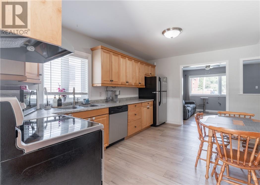 25 Oscar Street, Hanmer, Ontario P3P 1X6 - Photo 6 - 2129797