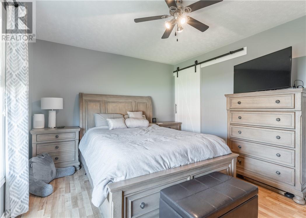 25 Oscar Street, Hanmer, Ontario P3P 1X6 - Photo 8 - 2129797