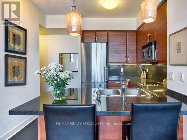 501 - 1 Avondale Avenue, Toronto (Willowdale East), Ontario  M2N 7J1 - Photo 5 - C13674942