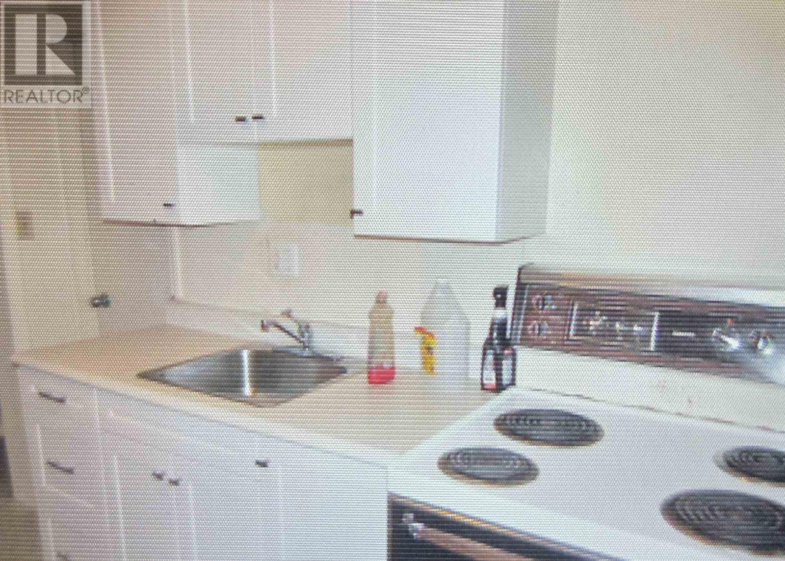 190 Axmith Ave, Elliot Lake, Ontario  P5A 1C1 - Photo 10 - SM262183
