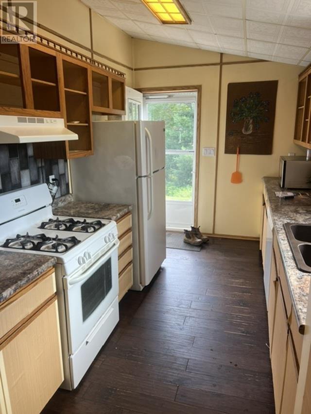 575 Granary Lake Rd, Blind River, Ontario  P0R 1B0 - Photo 3 - SM262184