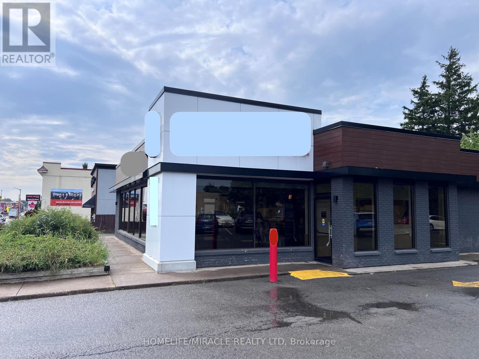 6363 LUNDY'S LANE, Niagara Falls, Ontario