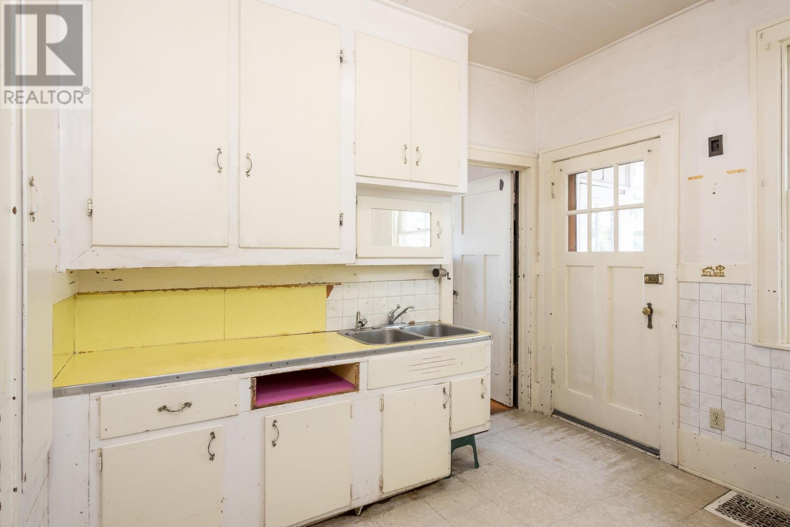 42 Gordon Ave, Thunder Bay, Ontario  P7E 4T2 - Photo 16 - TB2602304