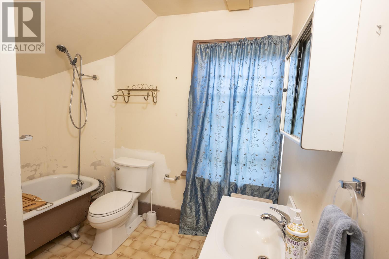 42 Gordon Ave, Thunder Bay, Ontario  P7E 4T2 - Photo 27 - TB2602304