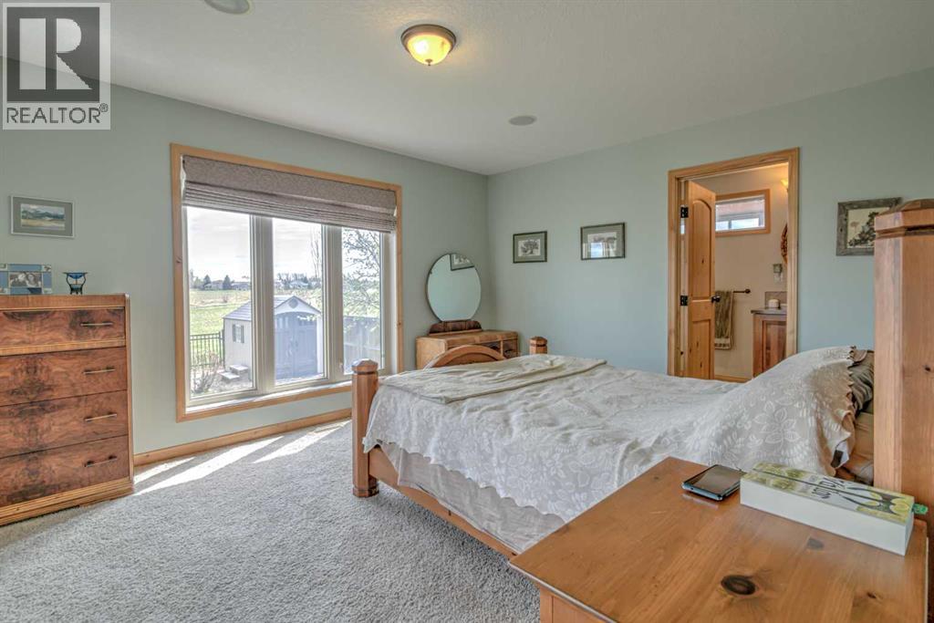 100 Canyoncrest Point W, Lethbridge, Alberta  T1K 0B4 - Photo 15 - A2308972