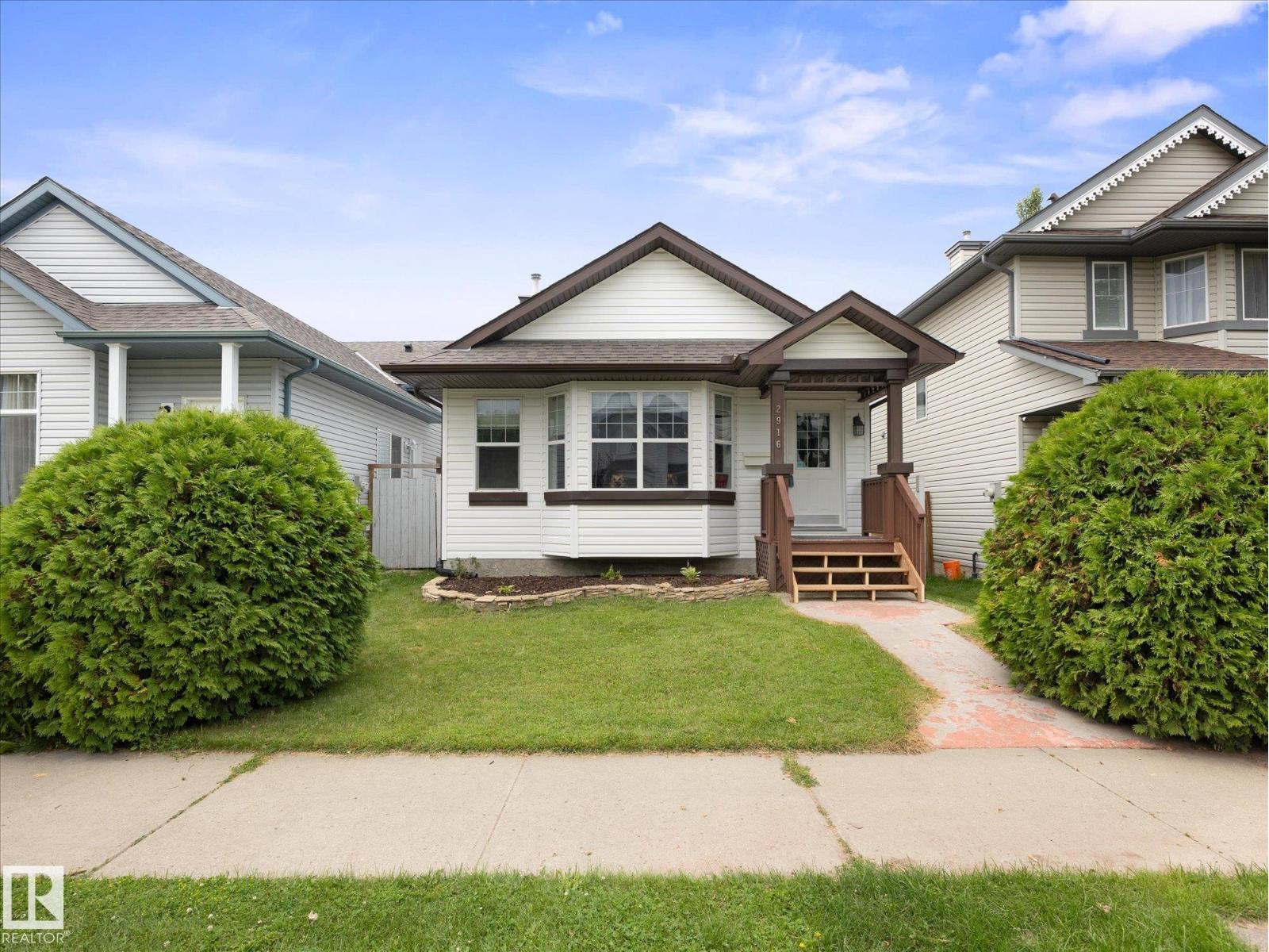 2916 31 ST NW, edmonton, Alberta