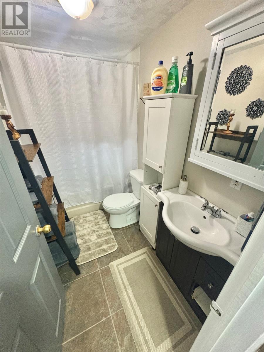 77 Main  North Road, Harbour Breton — photo 22