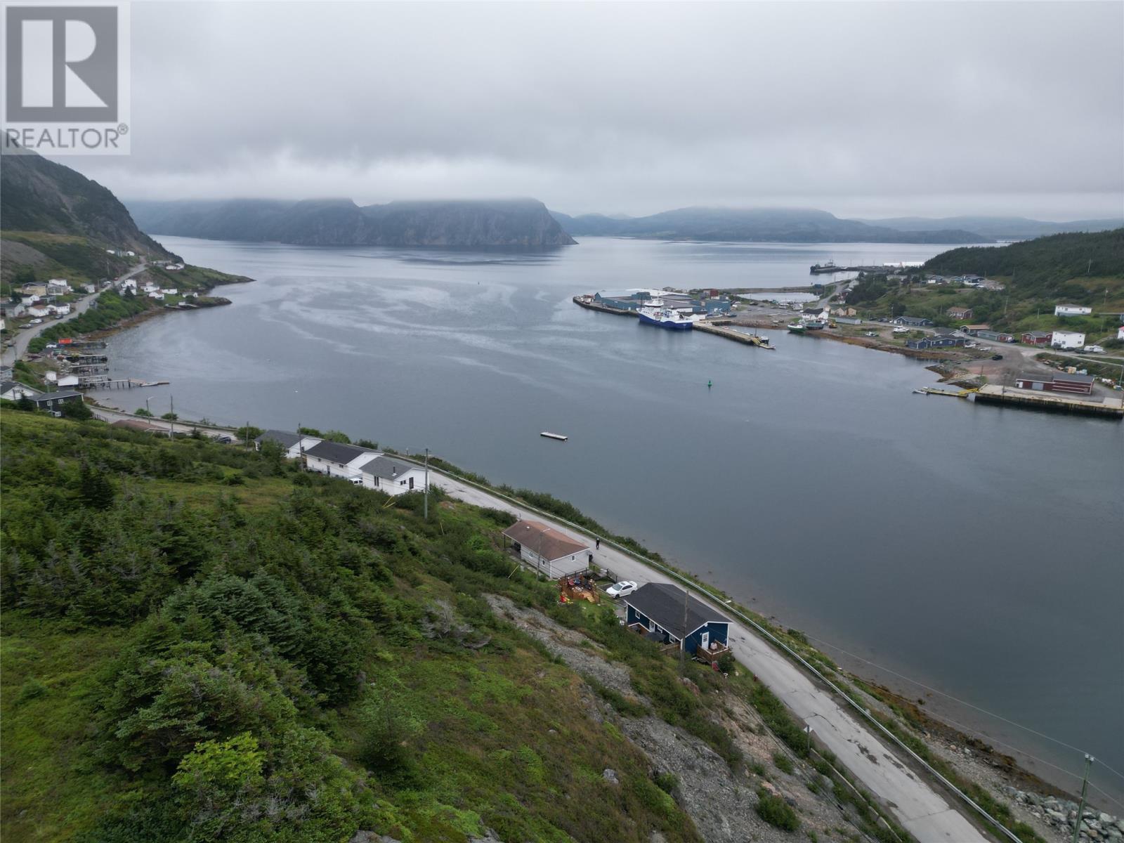 77 Main  North Road, Harbour Breton — photo 8