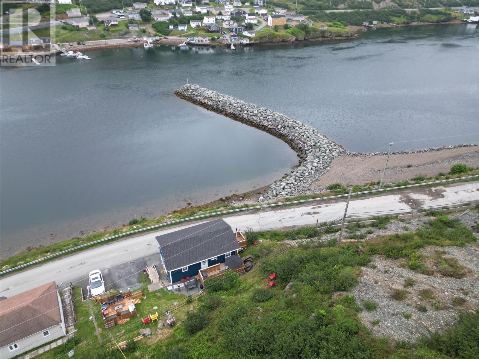 77 Main  North Road, Harbour Breton — photo 9