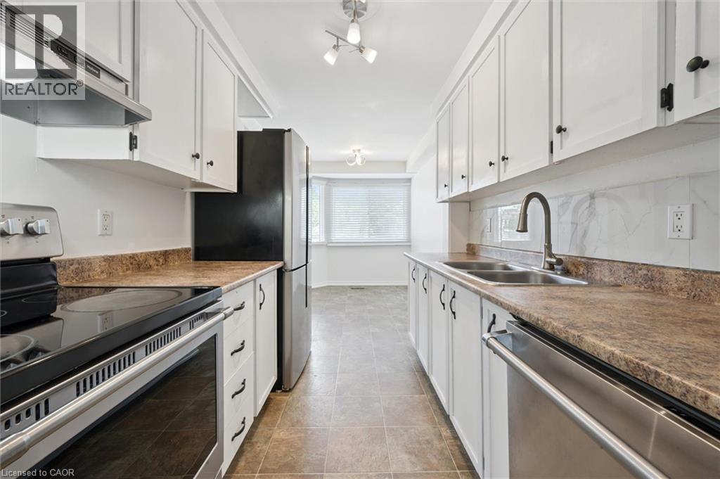 750 Erinbrook Drive Unit# 2, Kitchener, Ontario  N2E 2S7 - Photo 8 - 40855803