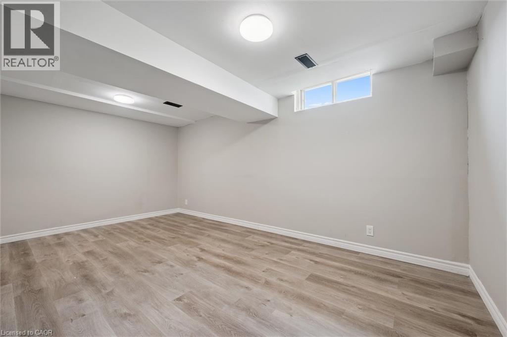 750 Erinbrook Drive Unit# 2, Kitchener, Ontario  N2E 2S7 - Photo 21 - 40855803