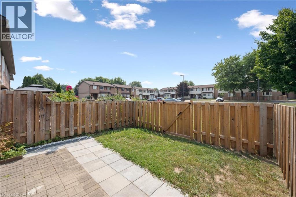 750 Erinbrook Drive Unit# 2, Kitchener, Ontario  N2E 2S7 - Photo 28 - 40855803