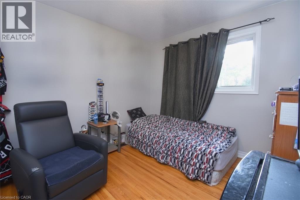 57 East 31st Street, Hamilton, Ontario  L8V 3N8 - Photo 16 - 40855592