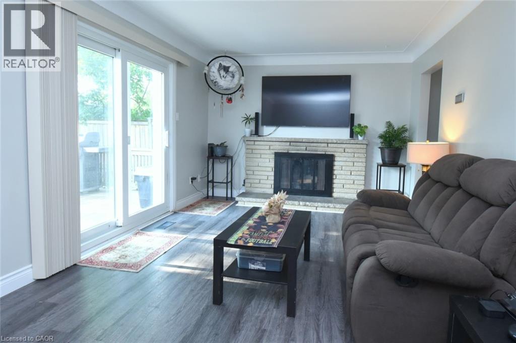 57 East 31st Street, Hamilton, Ontario  L8V 3N8 - Photo 3 - 40855592