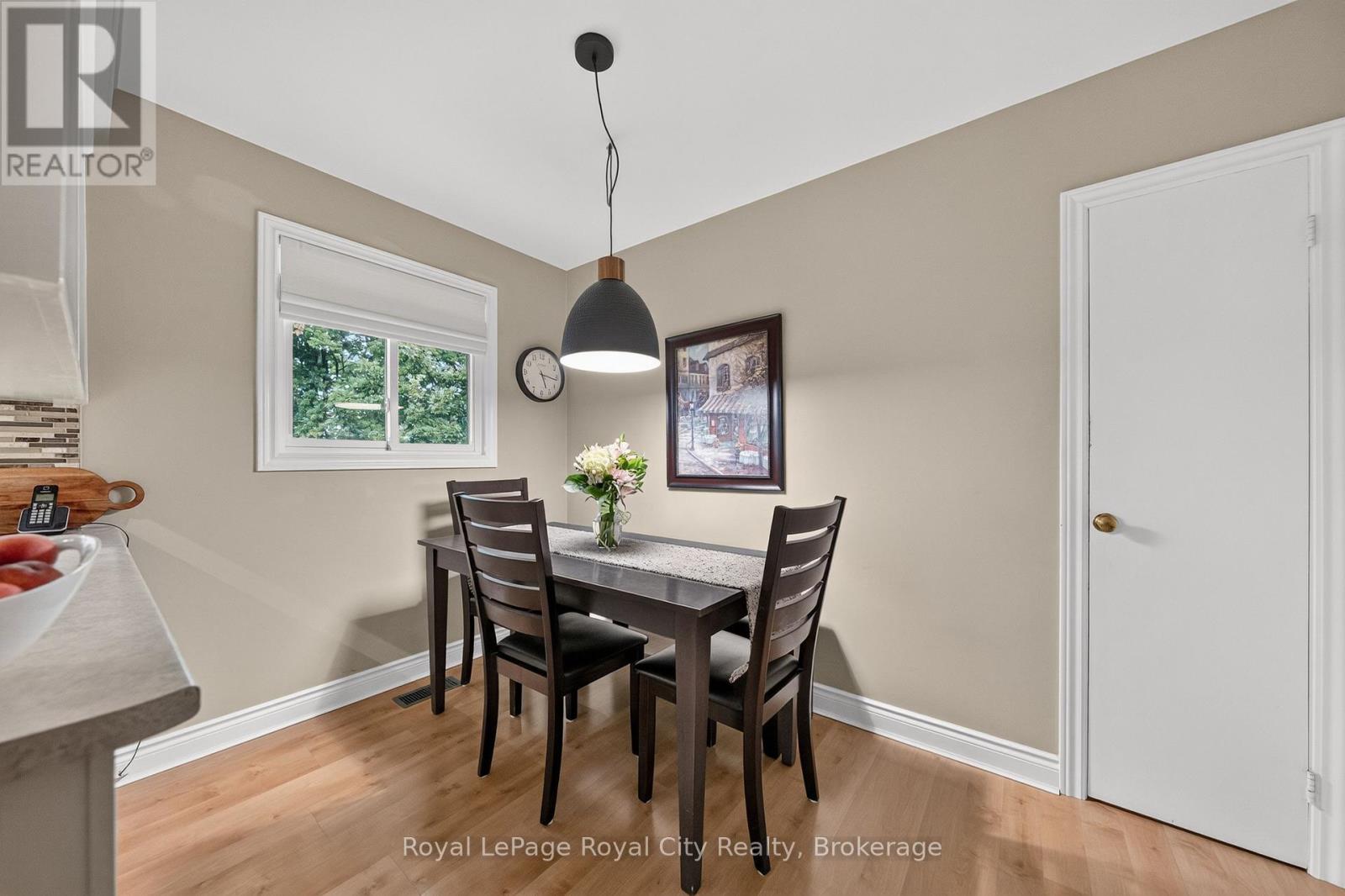 12 Tobey Avenue, Guelph (St. George's), Ontario  N1E 1Y6 - Photo 10 - X13675072