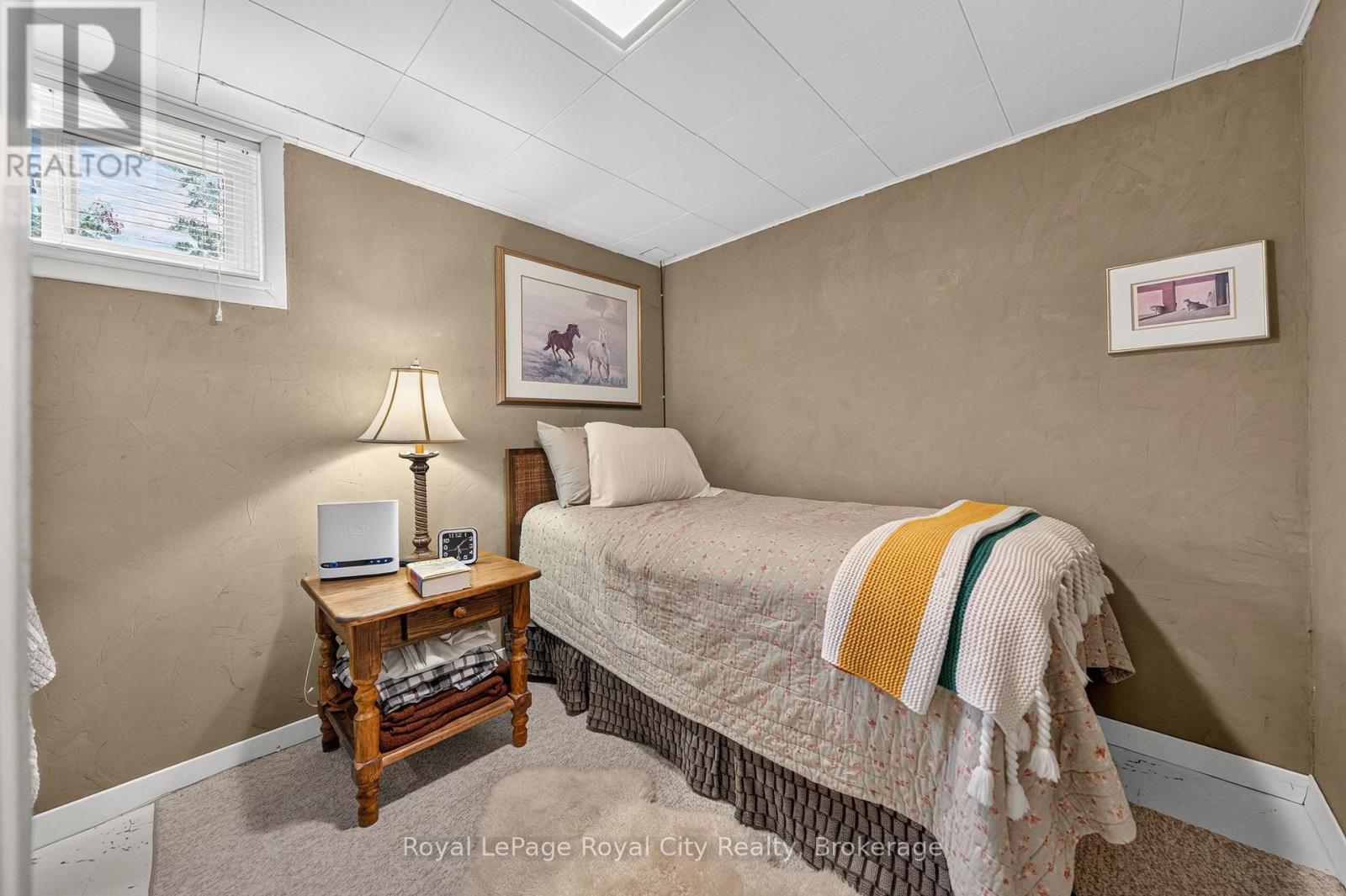 12 Tobey Avenue, Guelph (St. George's), Ontario  N1E 1Y6 - Photo 34 - X13675072