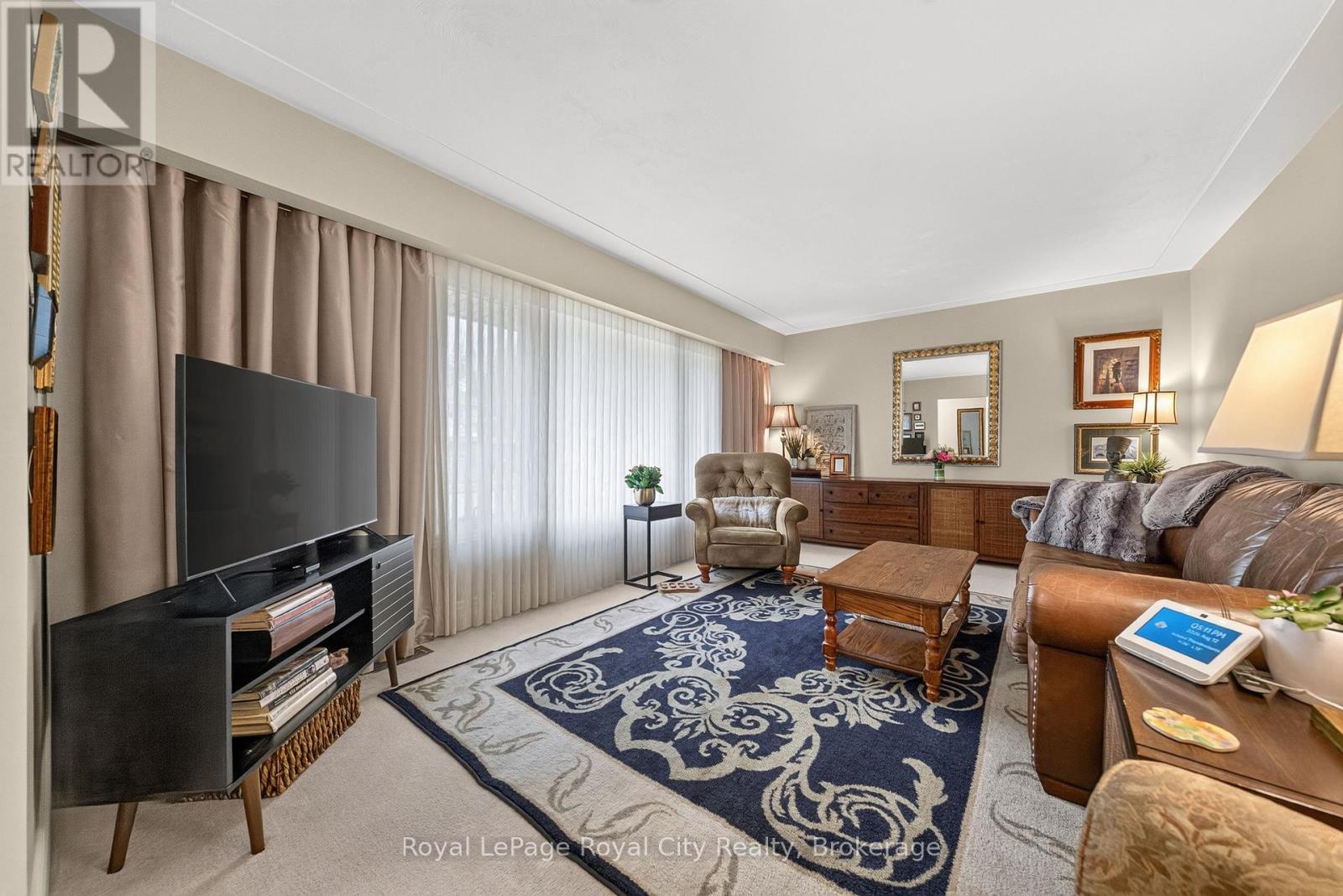 12 Tobey Avenue, Guelph (St. George's), Ontario  N1E 1Y6 - Photo 6 - X13675072