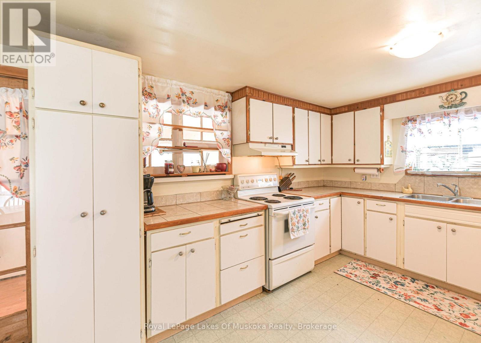 34 Young Street, Bracebridge, Ontario  P1L 1G7 - Photo 21 - X13675088